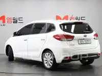 2014 KIA Carens