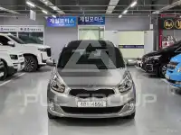 2014 KIA Carens