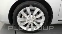 2014 KIA Carens