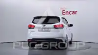 2014 KIA Carens