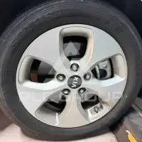 2014 KIA Carens