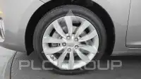 2014 KIA Carens