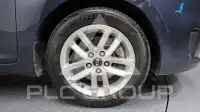 2014 KIA Carens