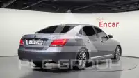 2014 Hyundai Equus