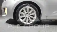 2014 KIA Carens