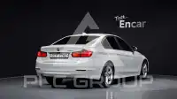 2015 BMW 320