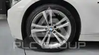 2015 BMW 320