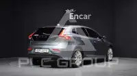 2015 Volvo V40