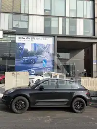 2015 Porsche Macan