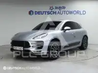 2015 Porsche Macan