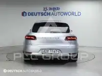 2015 Porsche Macan