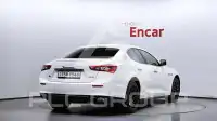 2015 Maserati GHIBLI