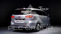 2015 KIA Carnival