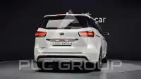 2015 KIA Carnival