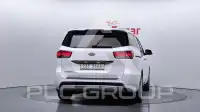 2015 KIA Carnival