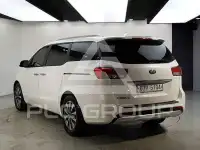 2015 KIA Carnival