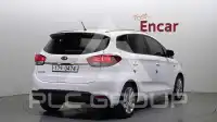 2015 KIA Carens