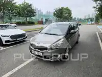 2015 KIA Carens