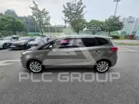 2015 KIA Carens