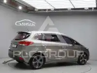 2015 KIA Carens