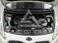2015 KIA Carens