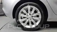 2015 KIA Carens