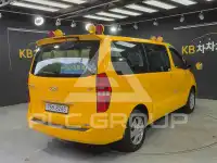 2015 Hyundai Starex