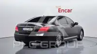2015 Hyundai Equus