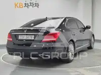 2015 Hyundai Equus