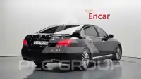 2015 Hyundai Equus