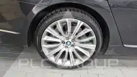 2016 BMW 750