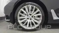 2016 BMW 750