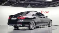 2016 BMW 750