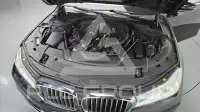 2016 BMW 750