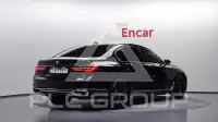 2016 BMW 740