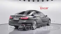 2016 BMW 750