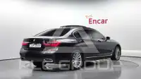 2016 BMW 730