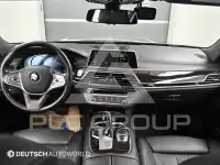 2016 BMW 750