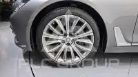 2016 BMW 750