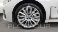 2016 BMW 750