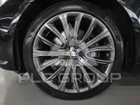 2016 BMW 750