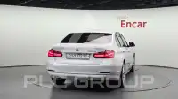 2016 BMW 320