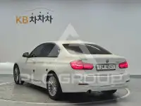 2016 BMW 320