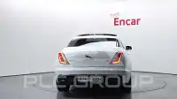 2016 Jaguar XJ