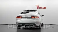 2016 Jaguar XE