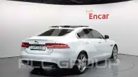 2016 Jaguar XE