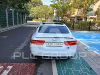 2016 Jaguar XE