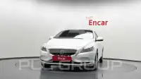 2016 Volvo V40