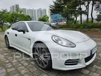 2016 Porsche Panamera
