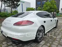 2016 Porsche Panamera